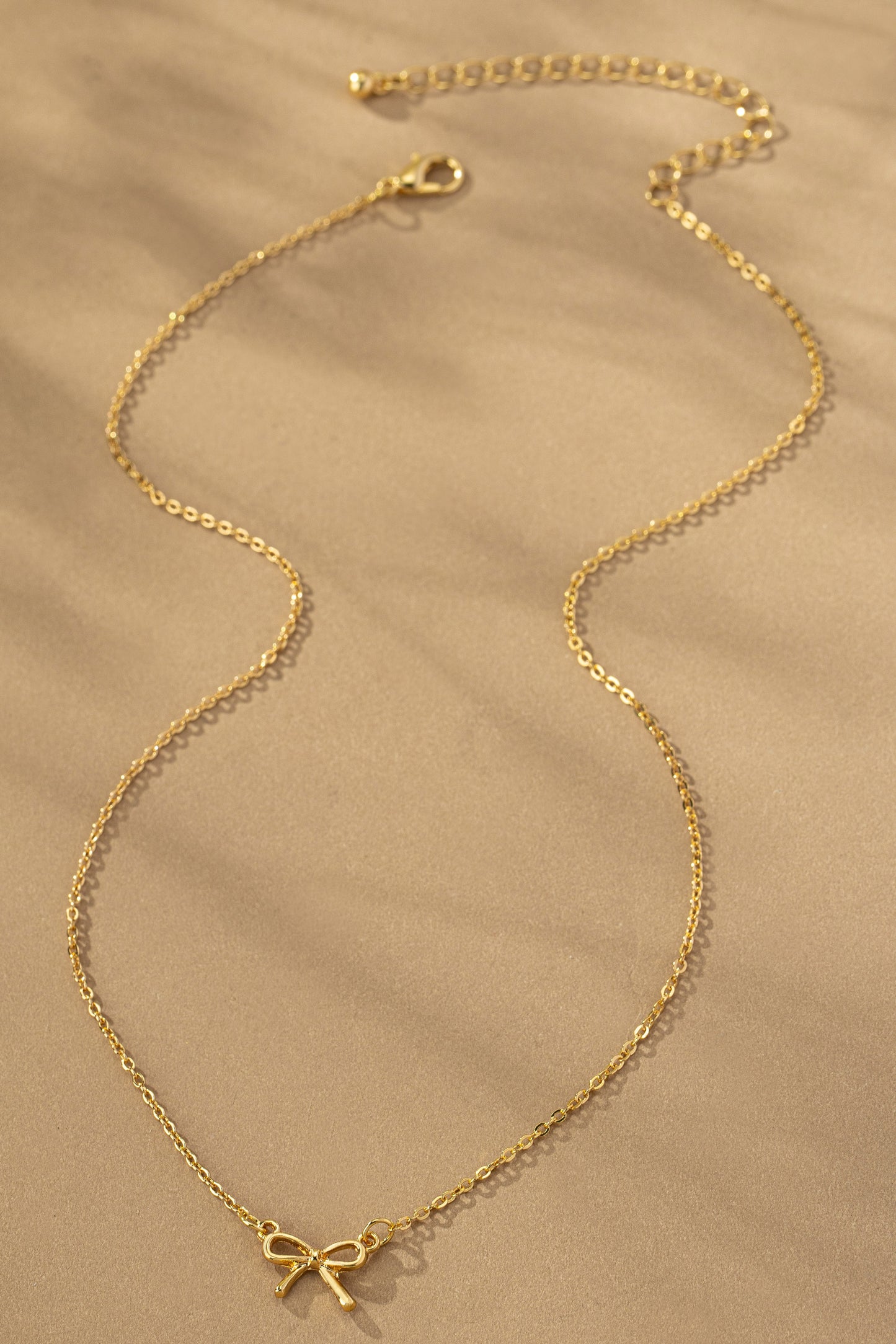 Delicate Bow Pendant Necklace - Gold
