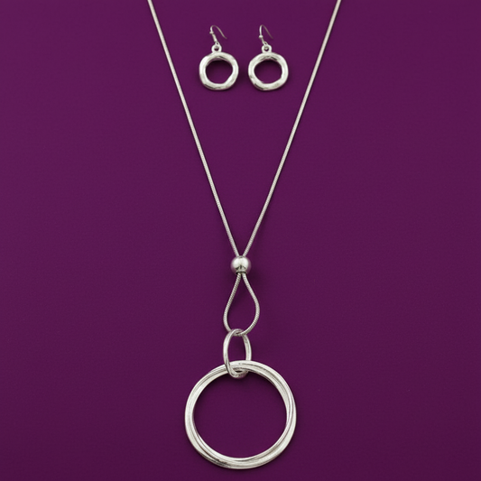 Circle Pendant Necklace & Earrings