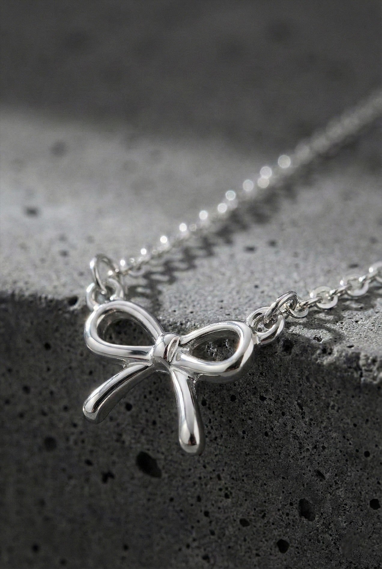 Delicate Bow Pendant Necklace - Silver