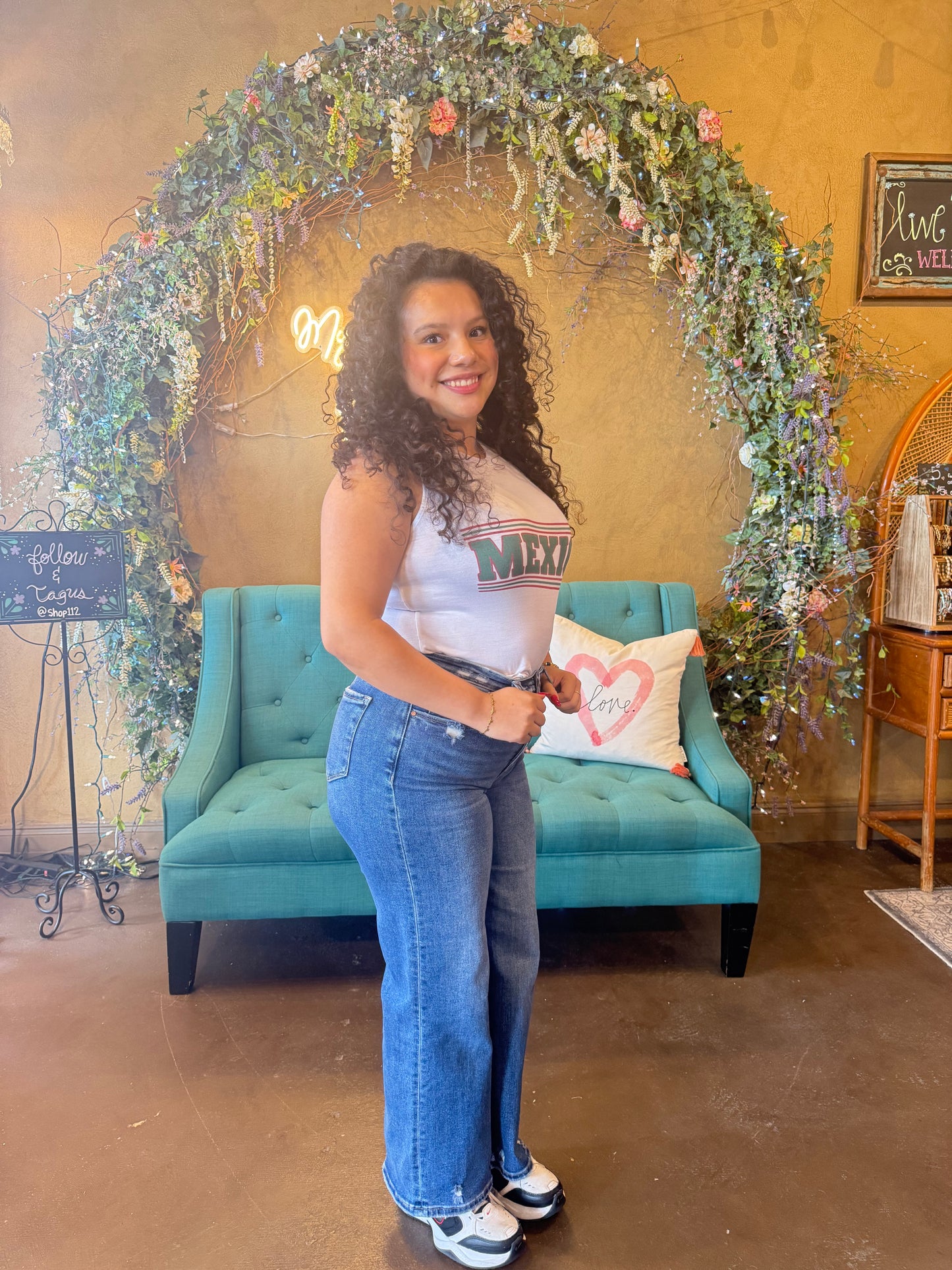 The Kinsley Tummy Control Wide Jeans - Dark