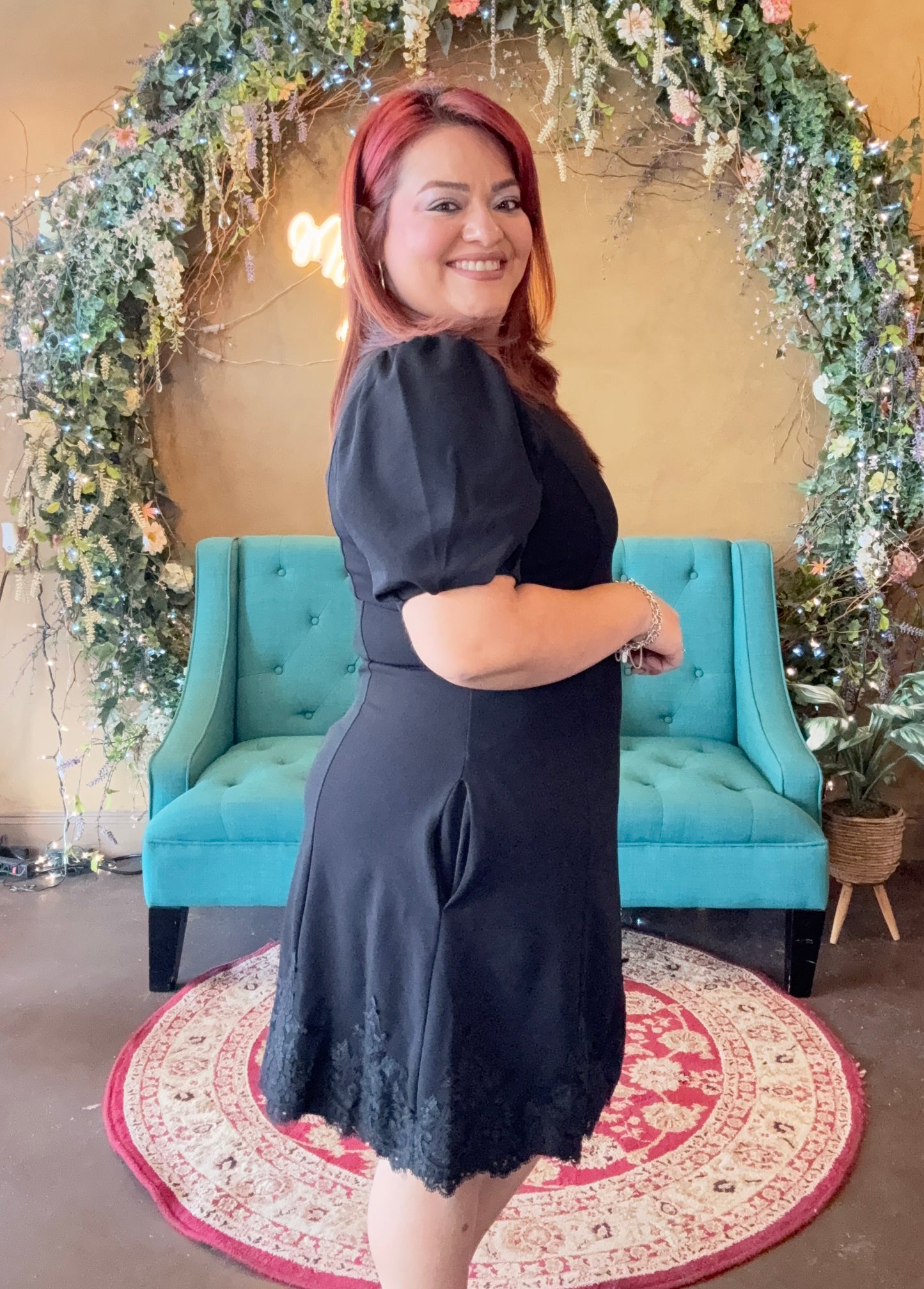 Picture Perfect Lace Mini - Black