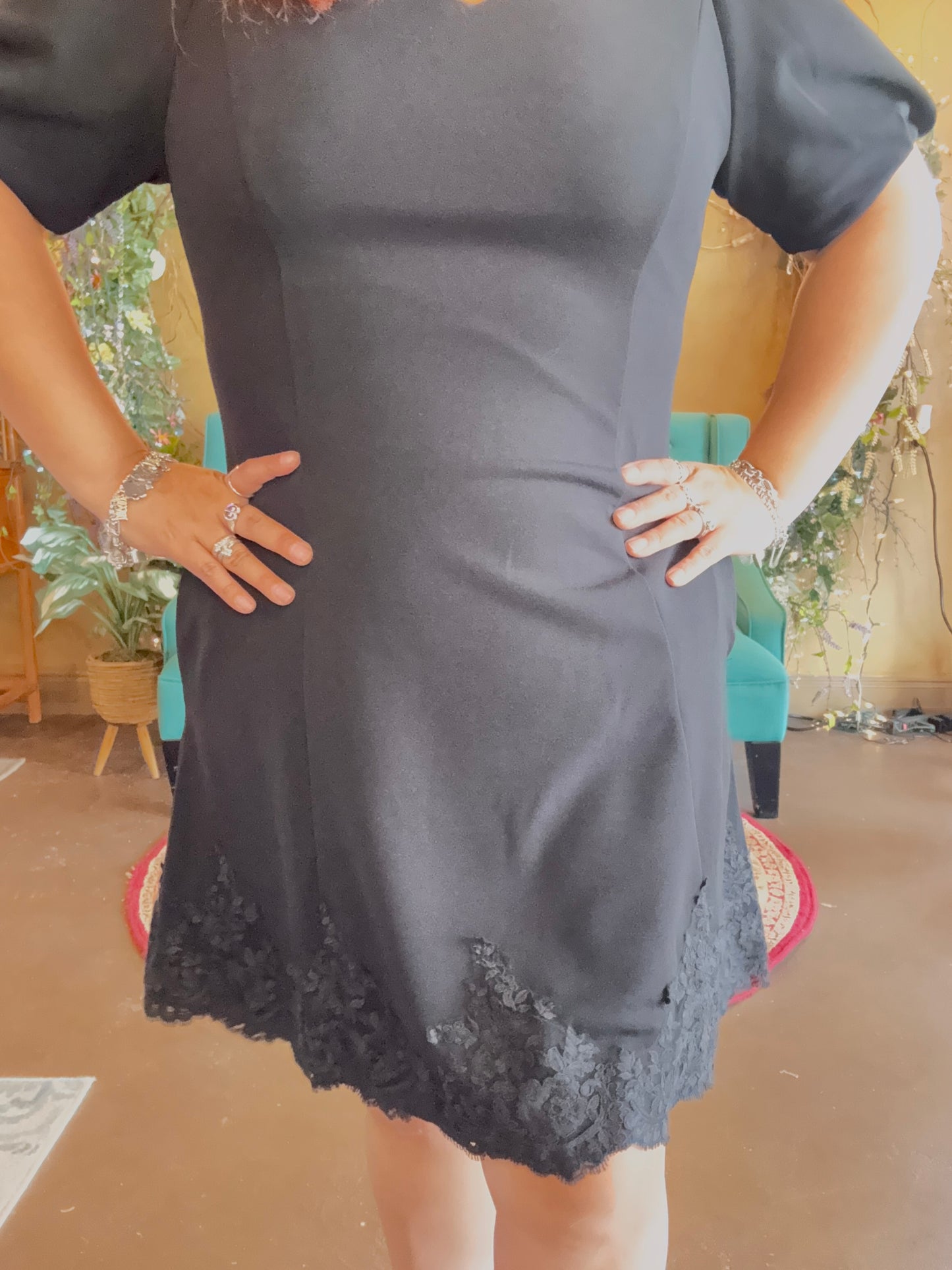 Picture Perfect Lace Mini - Black