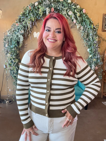 Casual Charm Cardigan - Ivory/Olive