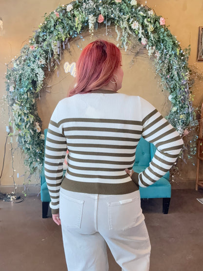 Casual Charm Cardigan - Ivory/Olive