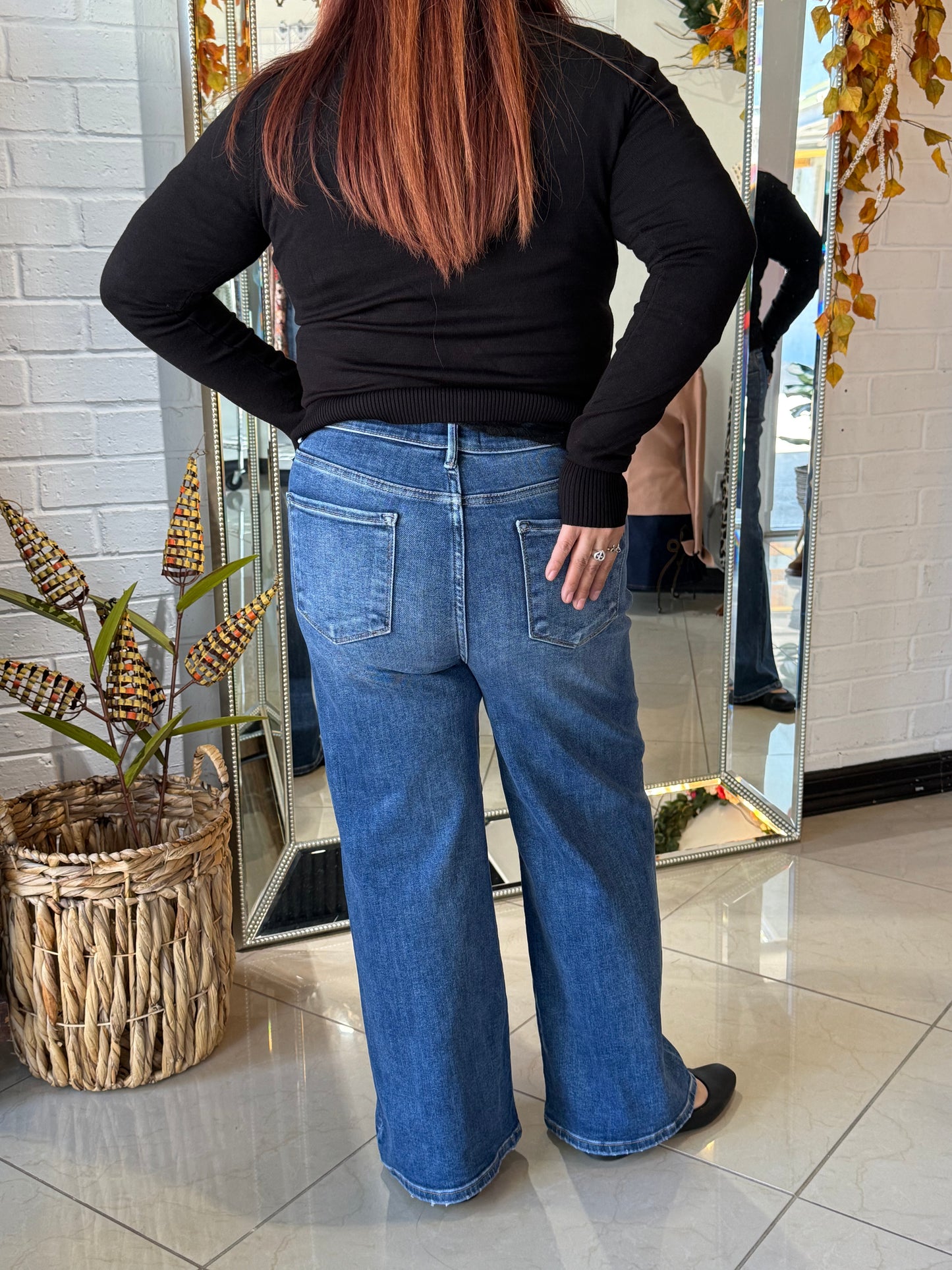 Jessica Classic Denim - Medium Wash